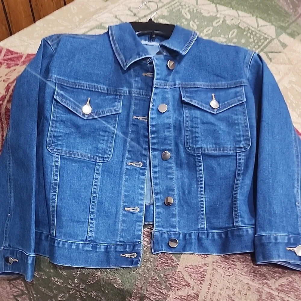 DENIM JACKET BY AVENUE SIZE 18 - Picture 2 of 8